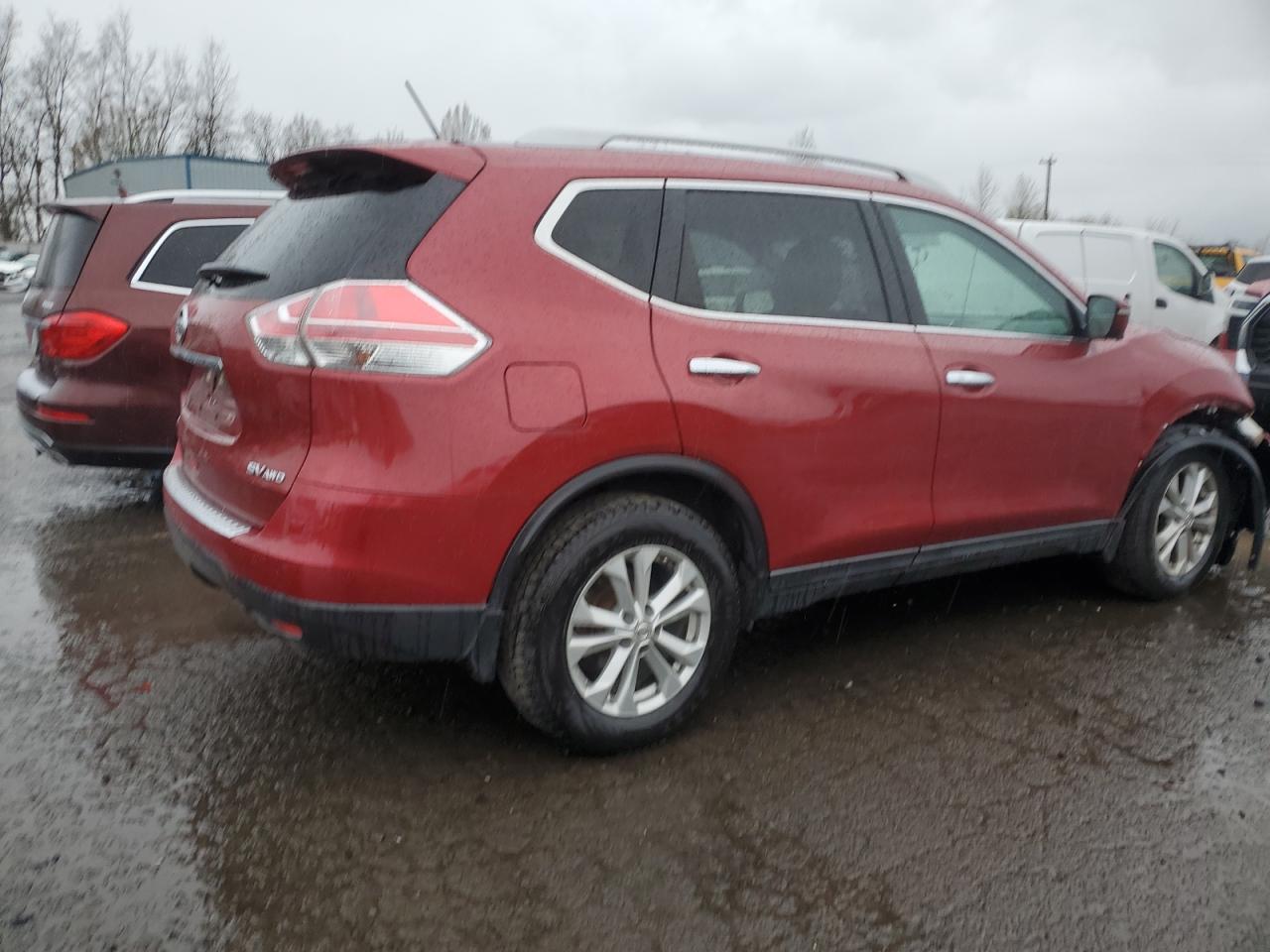 2015 NISSAN ROGUE S - Фото 3