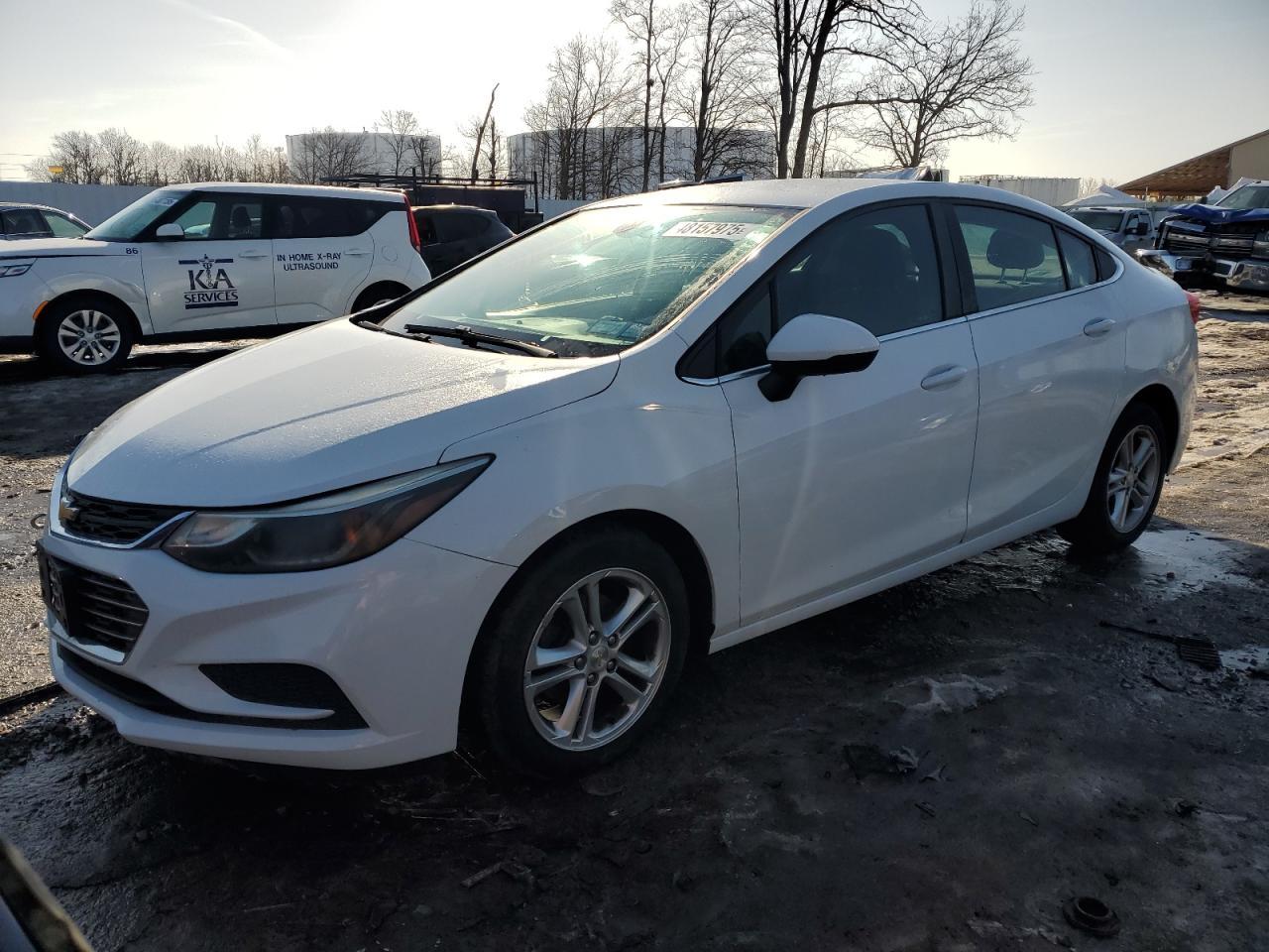 2016 CHEVROLET CRUZE LT