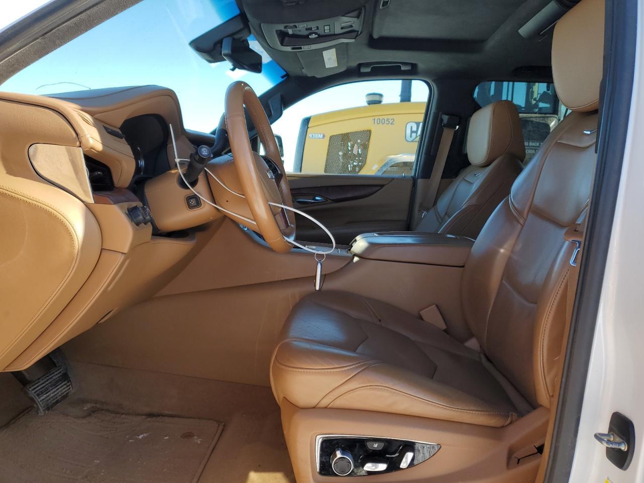 2017 CADILLAC ESCALADE E - Фото 7