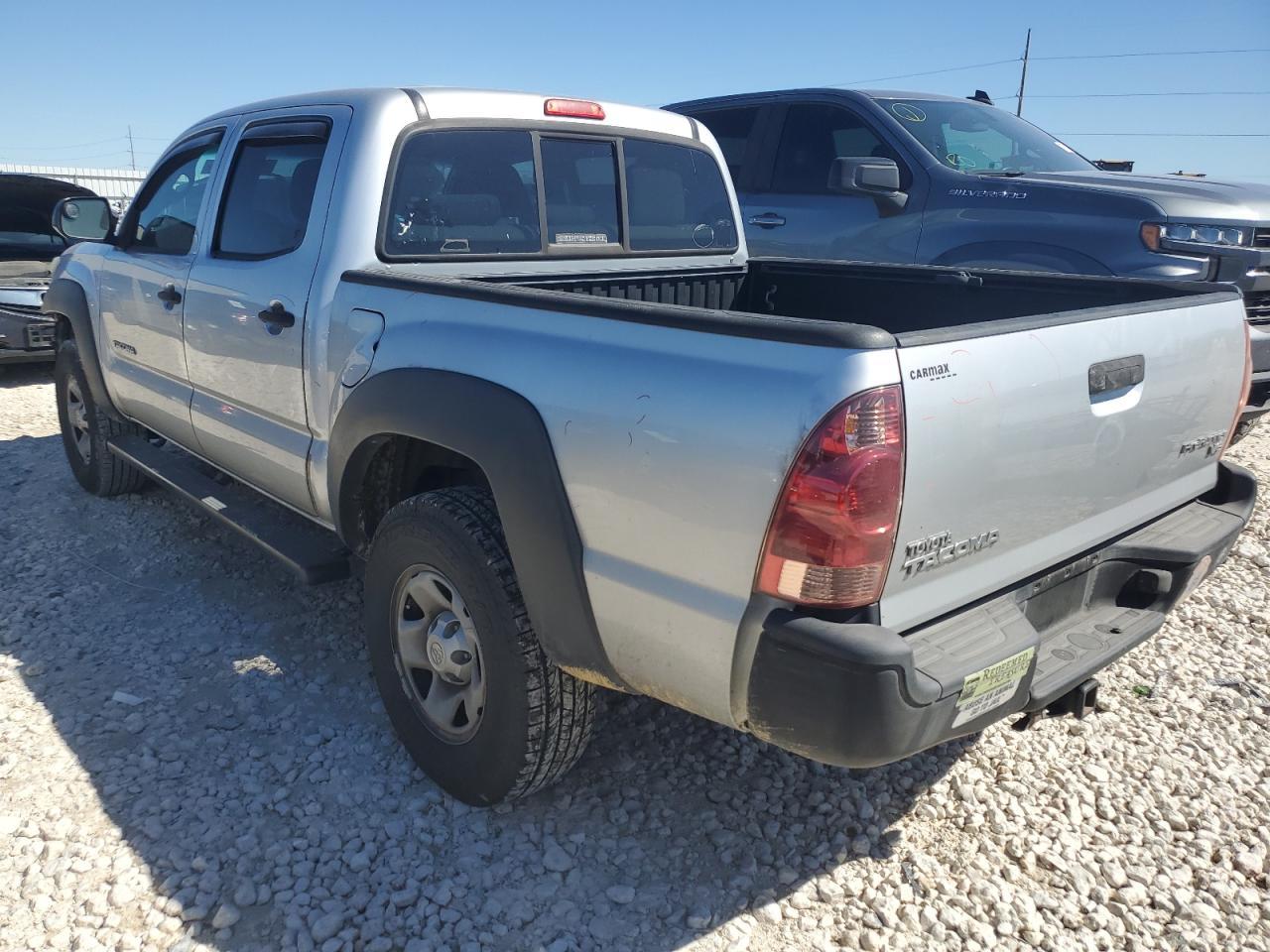 2013 TOYOTA TACOMA DOU - Фото 2