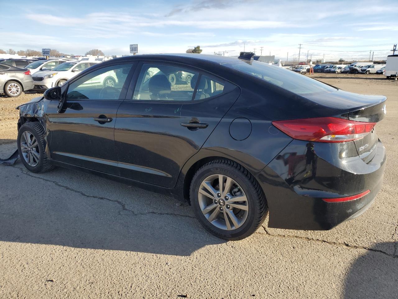 2018 HYUNDAI ELANTRA SE - Image 2