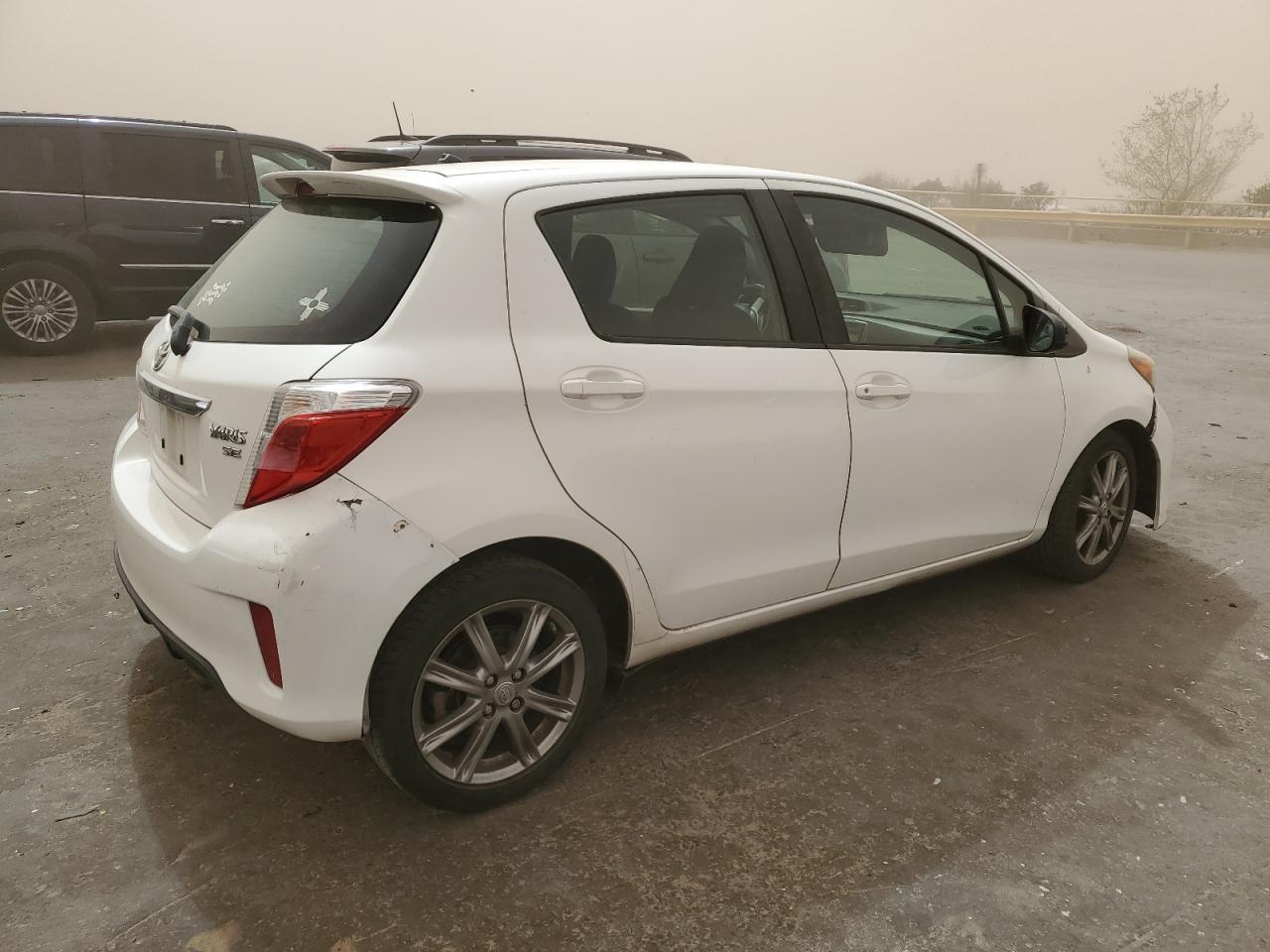 2014 TOYOTA YARIS - Фото 3