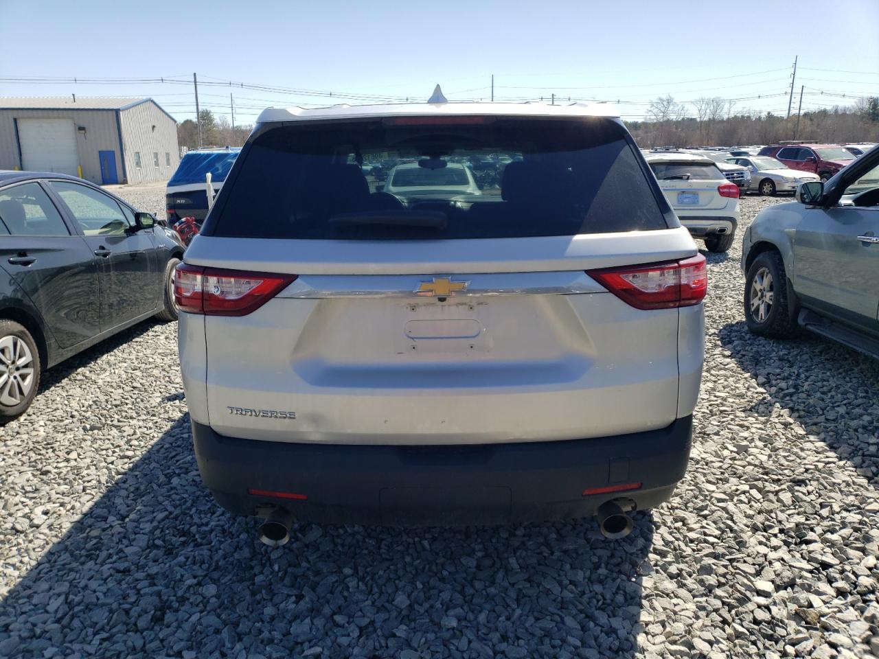 2018 CHEVROLET TRAVERSE L - Фото 6
