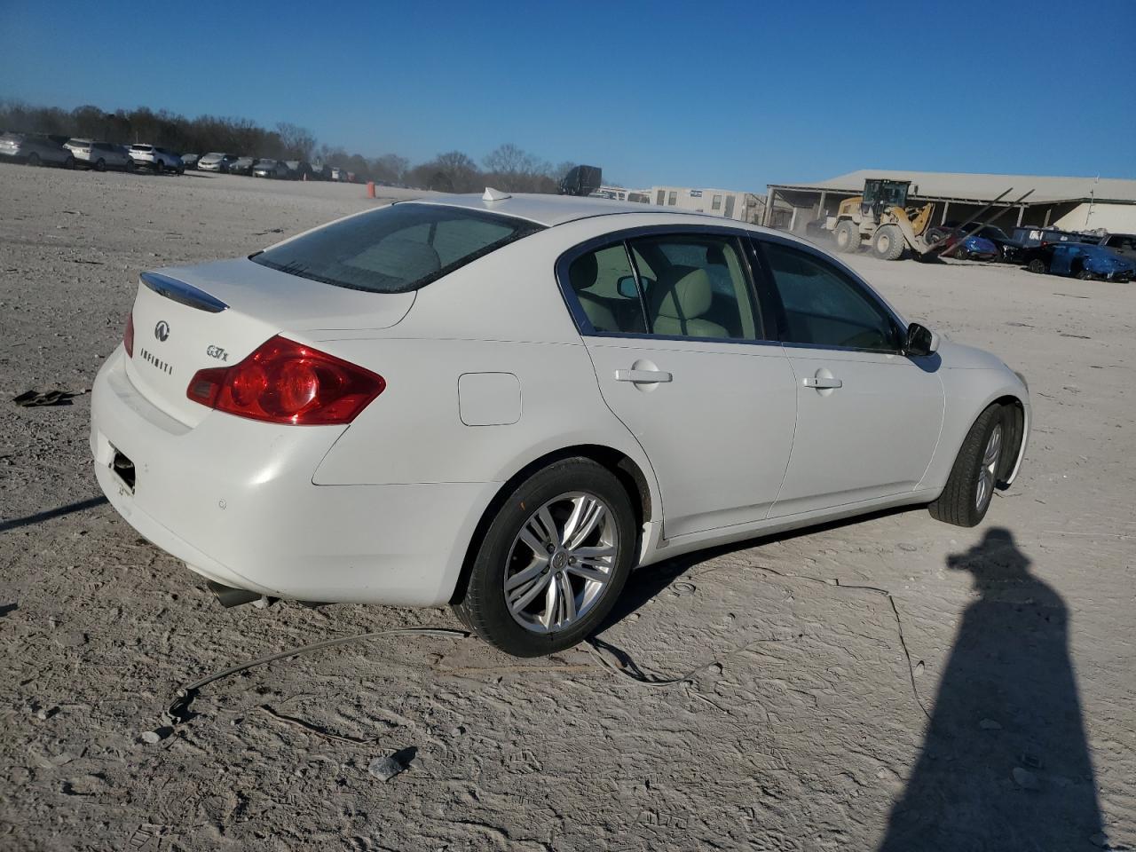 2012 INFINITI G37 - Image 3