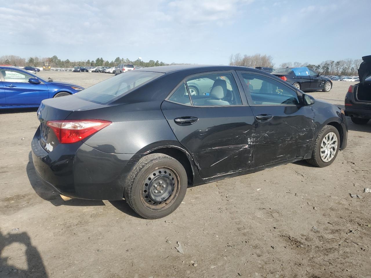 2018 TOYOTA COROLLA L - Image 3