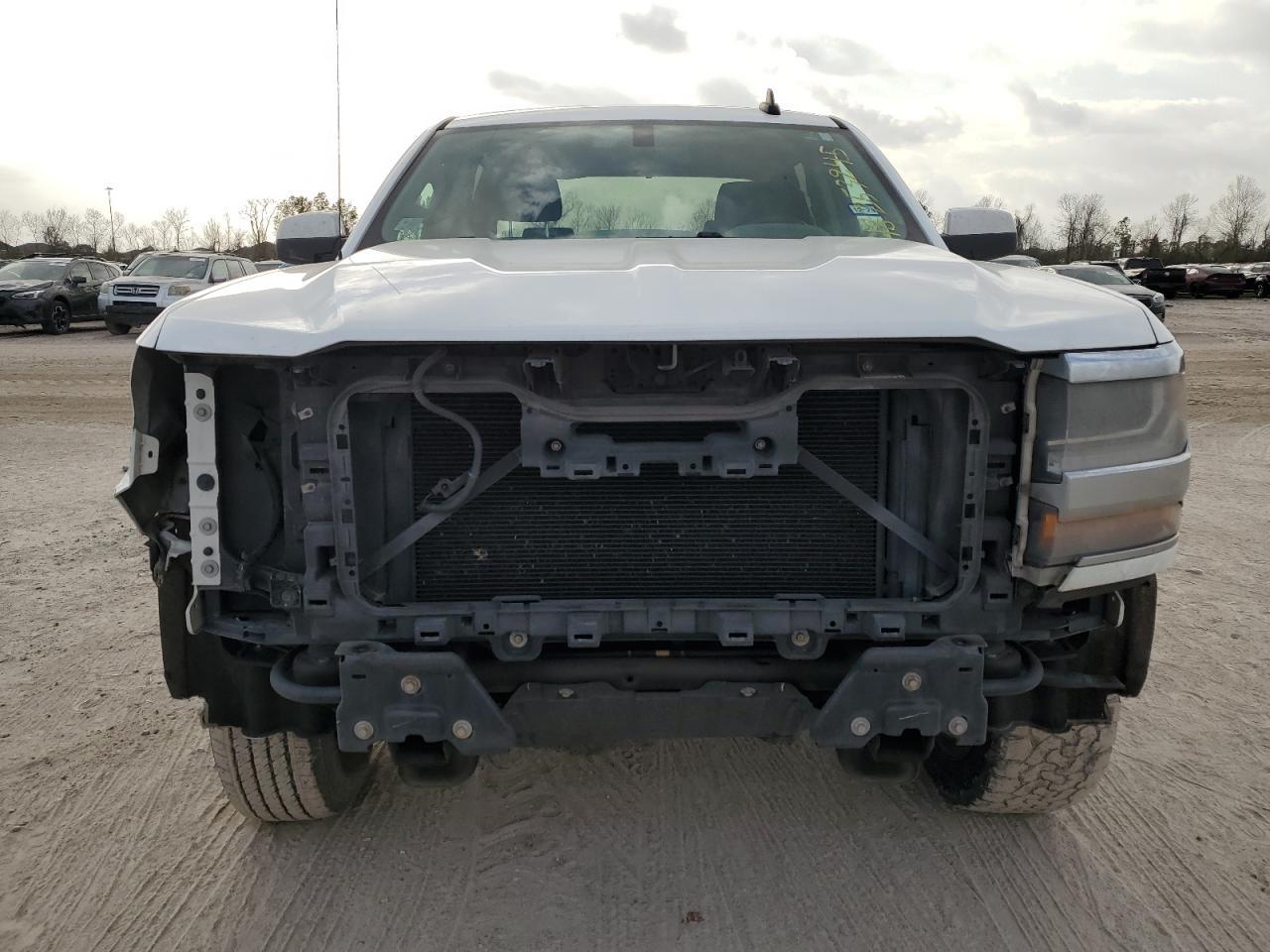 2016 CHEVROLET SILVERADO - Фото 5