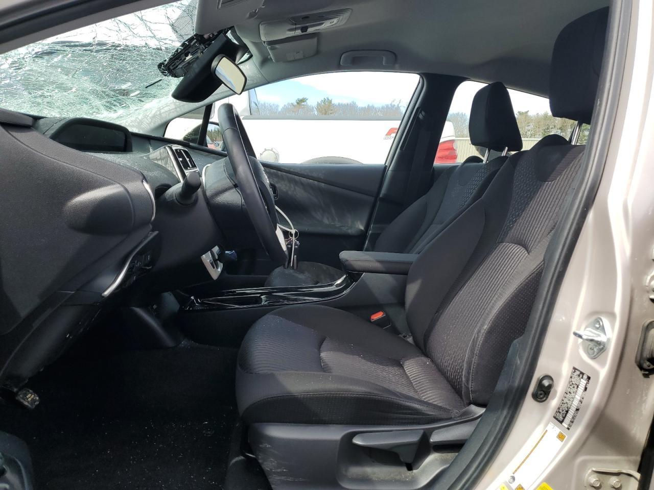 2018 TOYOTA PRIUS PRIM - Image 7