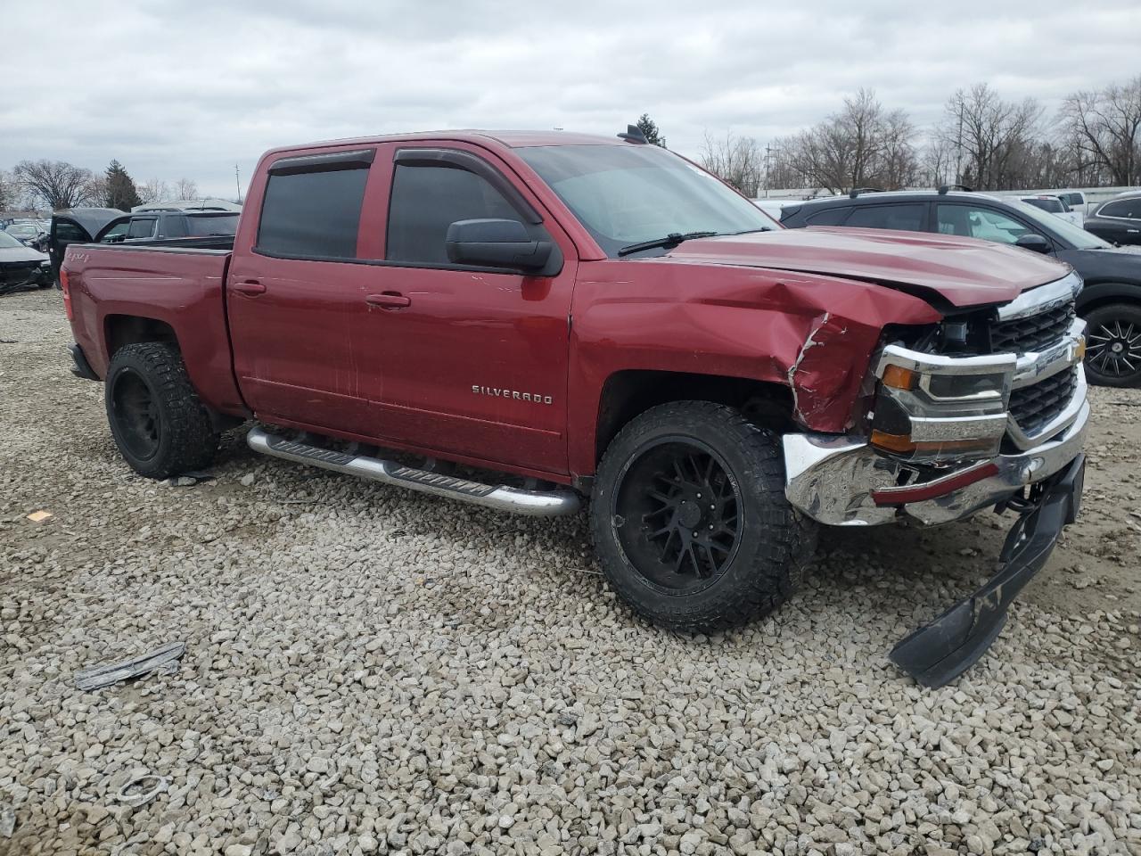 2018 CHEVROLET SILVERADO - Фото 4