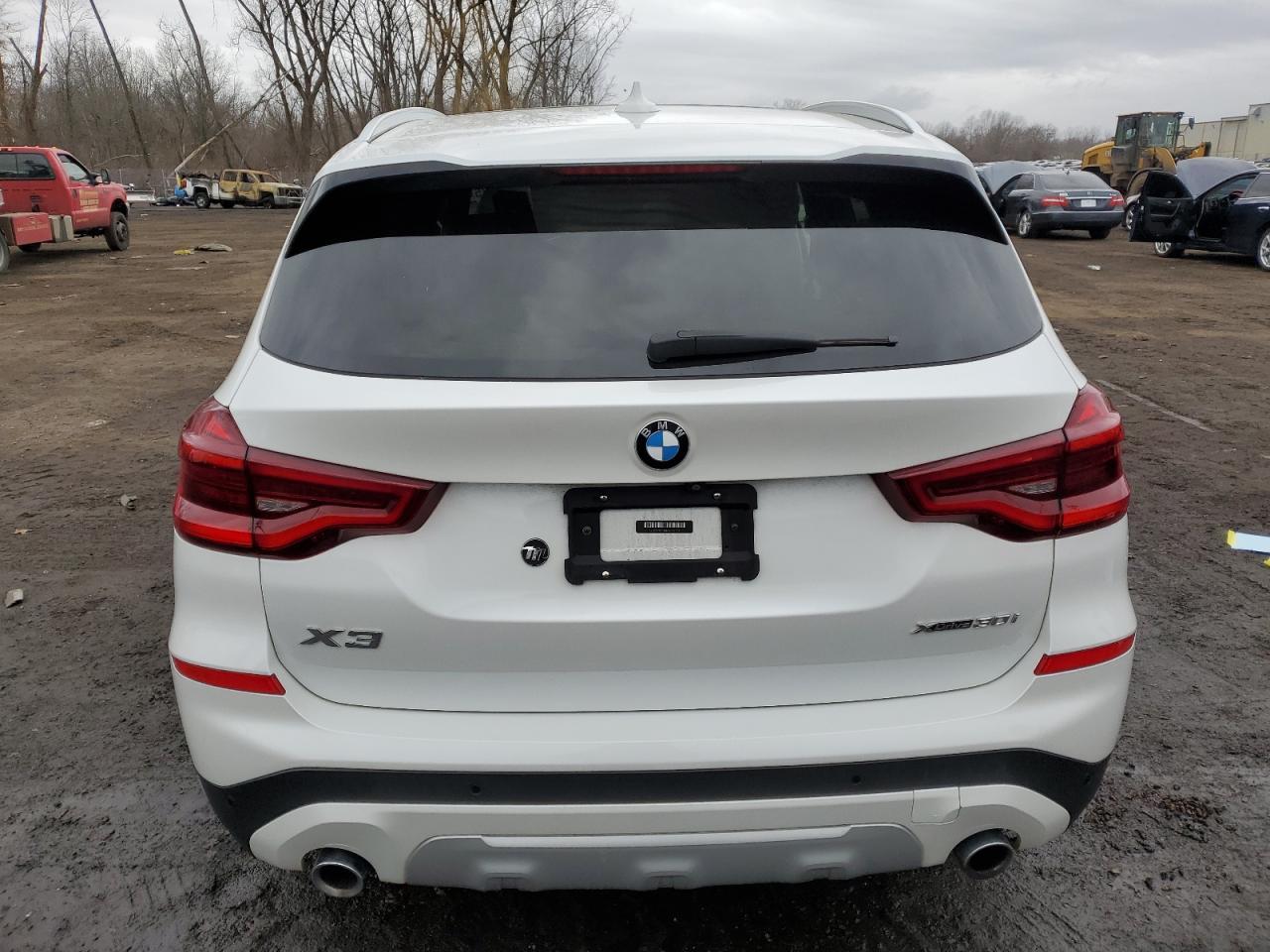 2021 BMW X3 XDRIVE3 - Фото 6