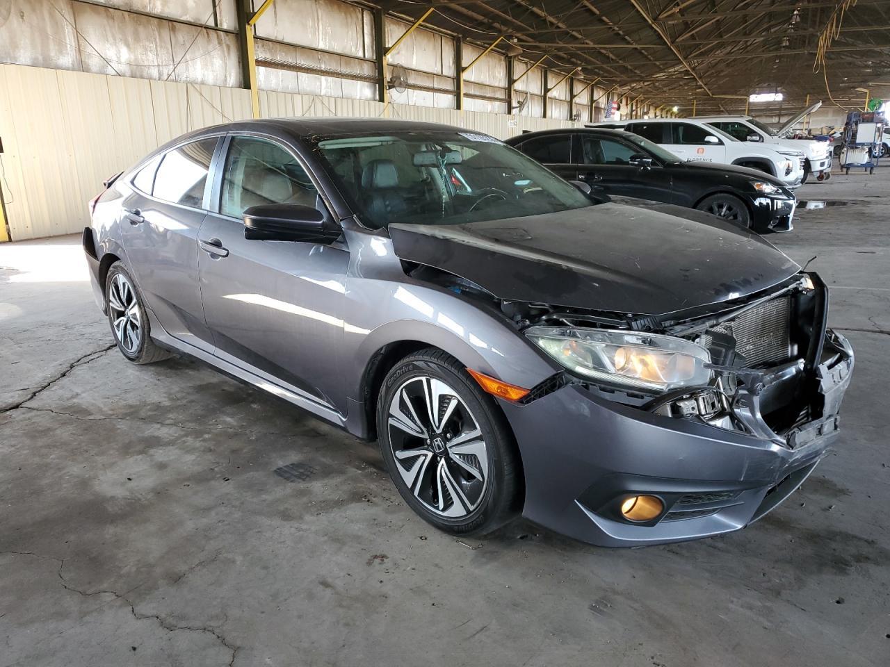 2017 HONDA CIVIC EXL - Image 4