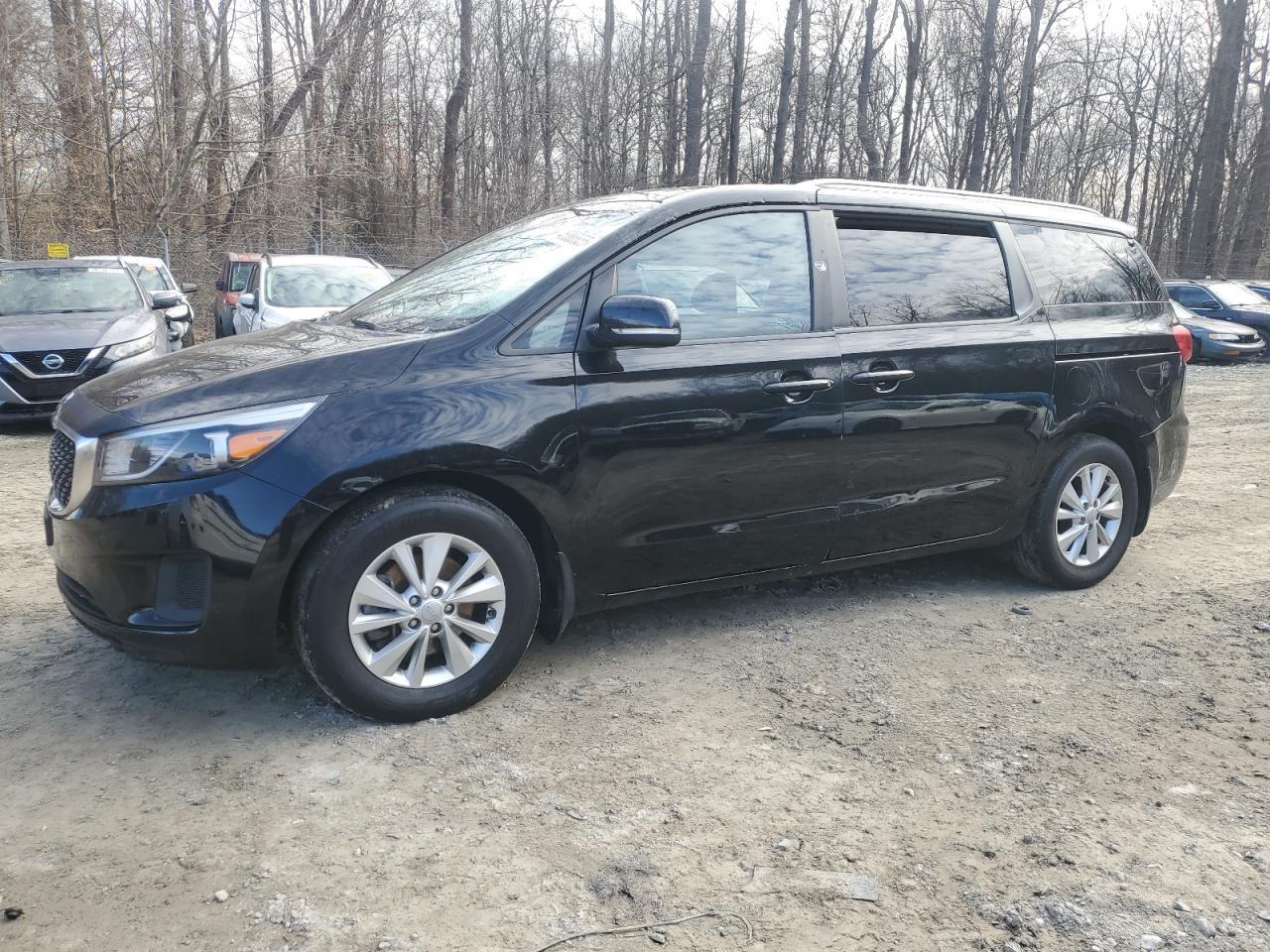 2016 KIA SEDONA LX