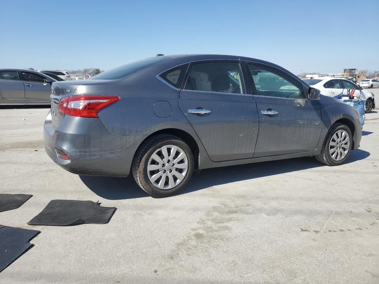 2017 NISSAN SENTRA S - Фото 3