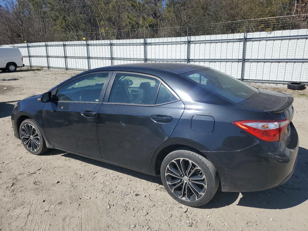 2015 TOYOTA COROLLA L - Image 2