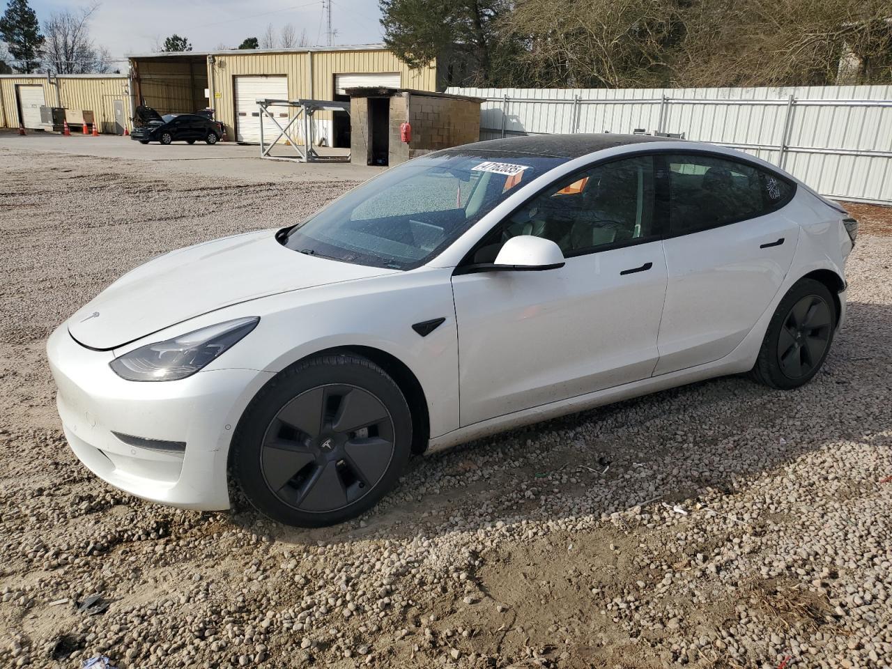 2021 TESLA MODEL 3