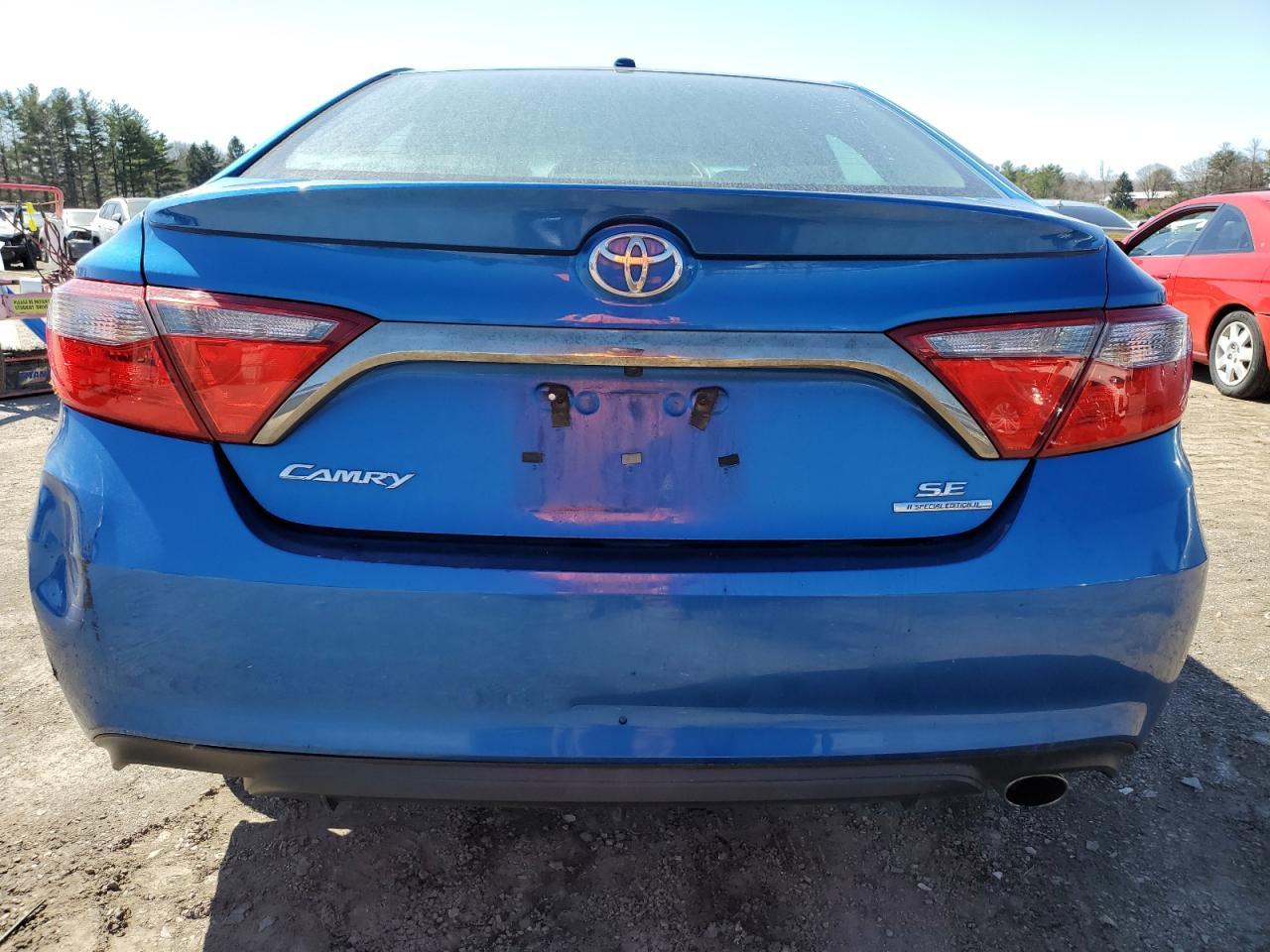 2016 TOYOTA CAMRY LE - Фото 6