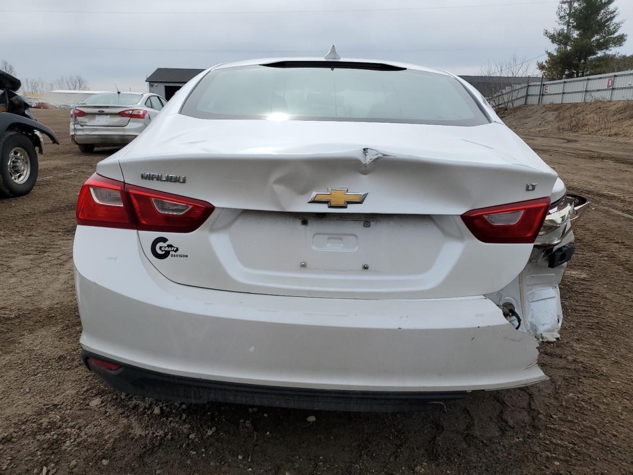 2017 CHEVROLET MALIBU LT - Image 6