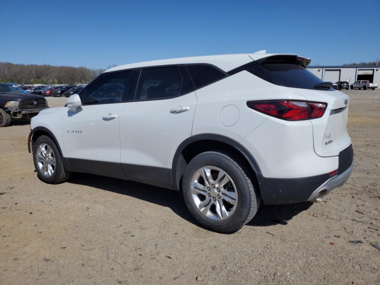 2022 CHEVROLET BLAZER 2LT - Фото 2