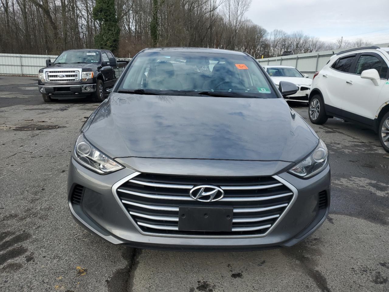 2018 HYUNDAI ELANTRA SE - Фото 5