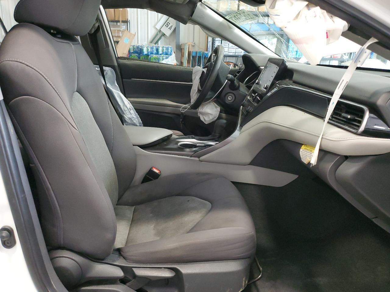 2023 TOYOTA CAMRY LE - Image 7