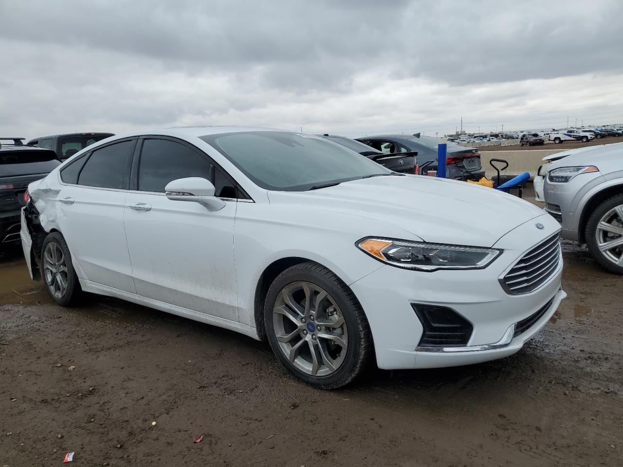 2020 FORD FUSION SEL - Image 4