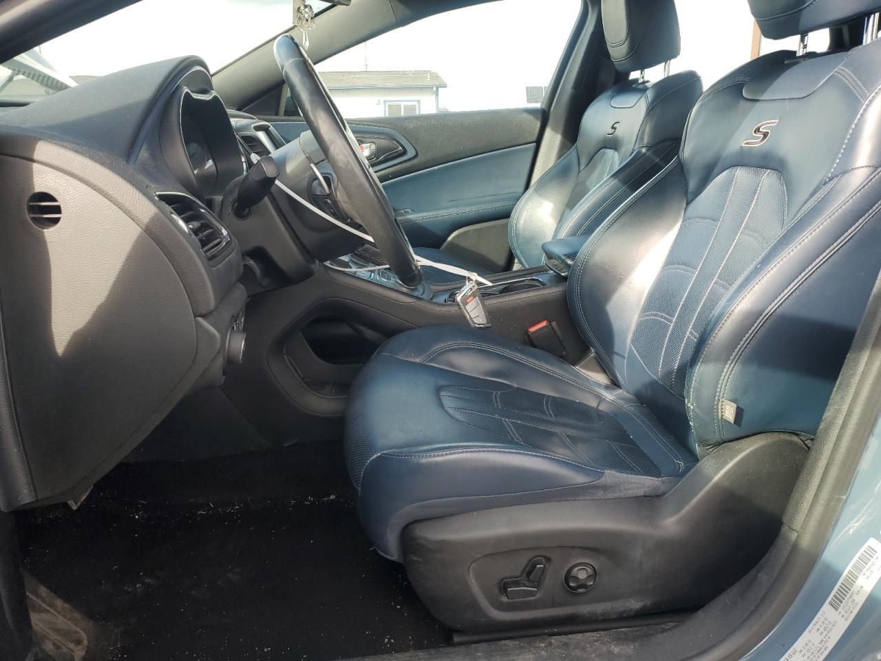 2015 CHRYSLER 200 S - Фото 7