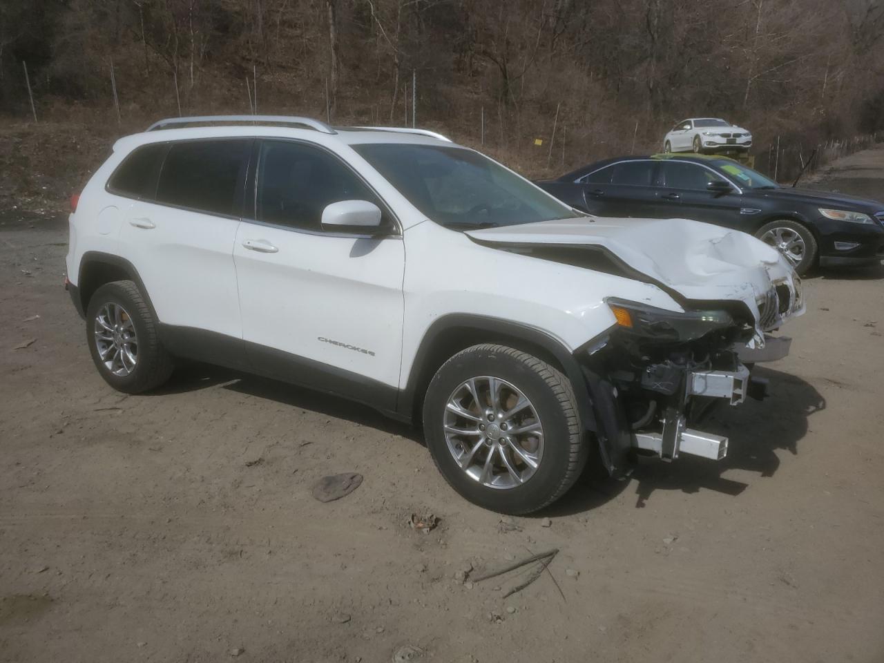 2019 JEEP CHEROKEE L - Image 4
