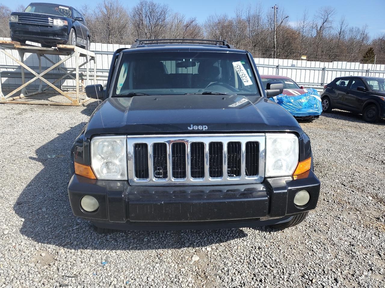 2010 JEEP COMMANDER - Image 5