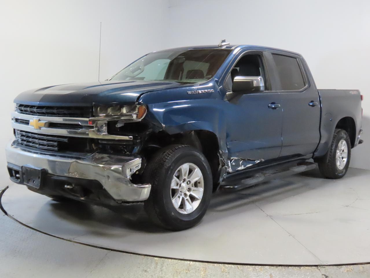 2021 CHEVROLET SILVERADO - Фото 2