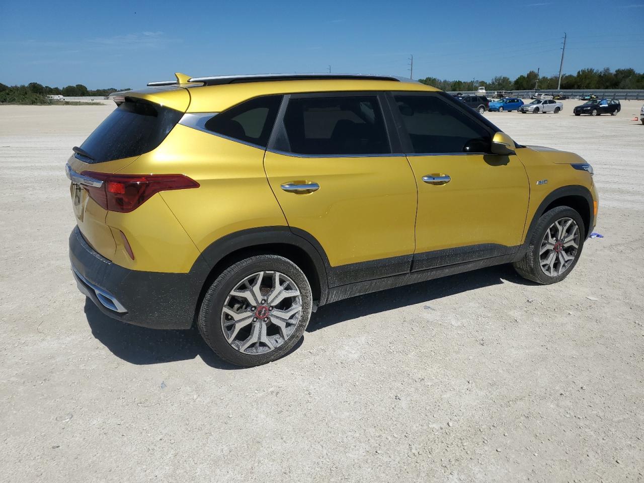 2023 KIA SELTOS SX - Image 3