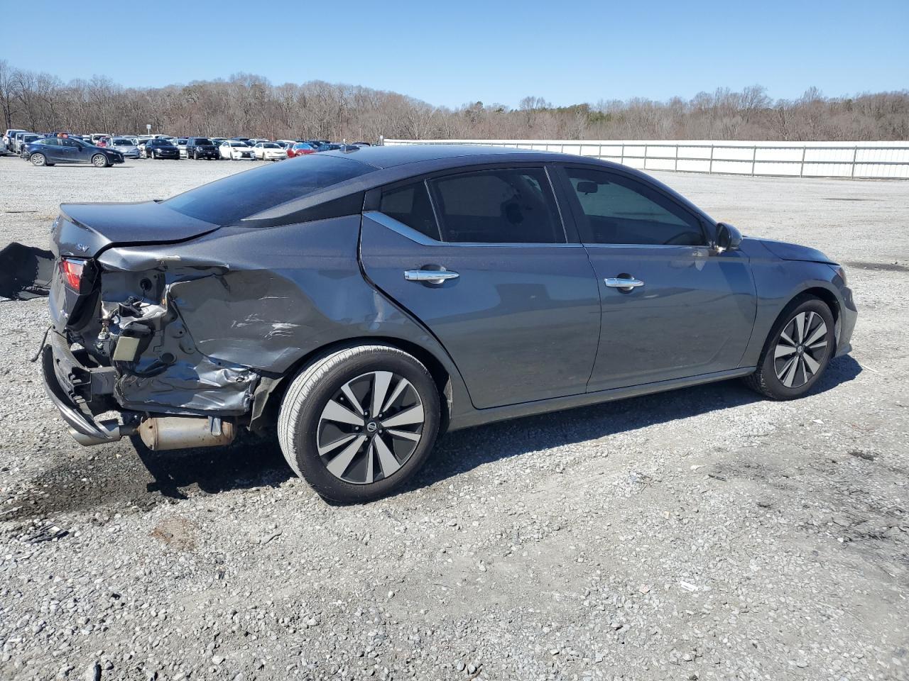 2022 NISSAN ALTIMA SV - Фото 3