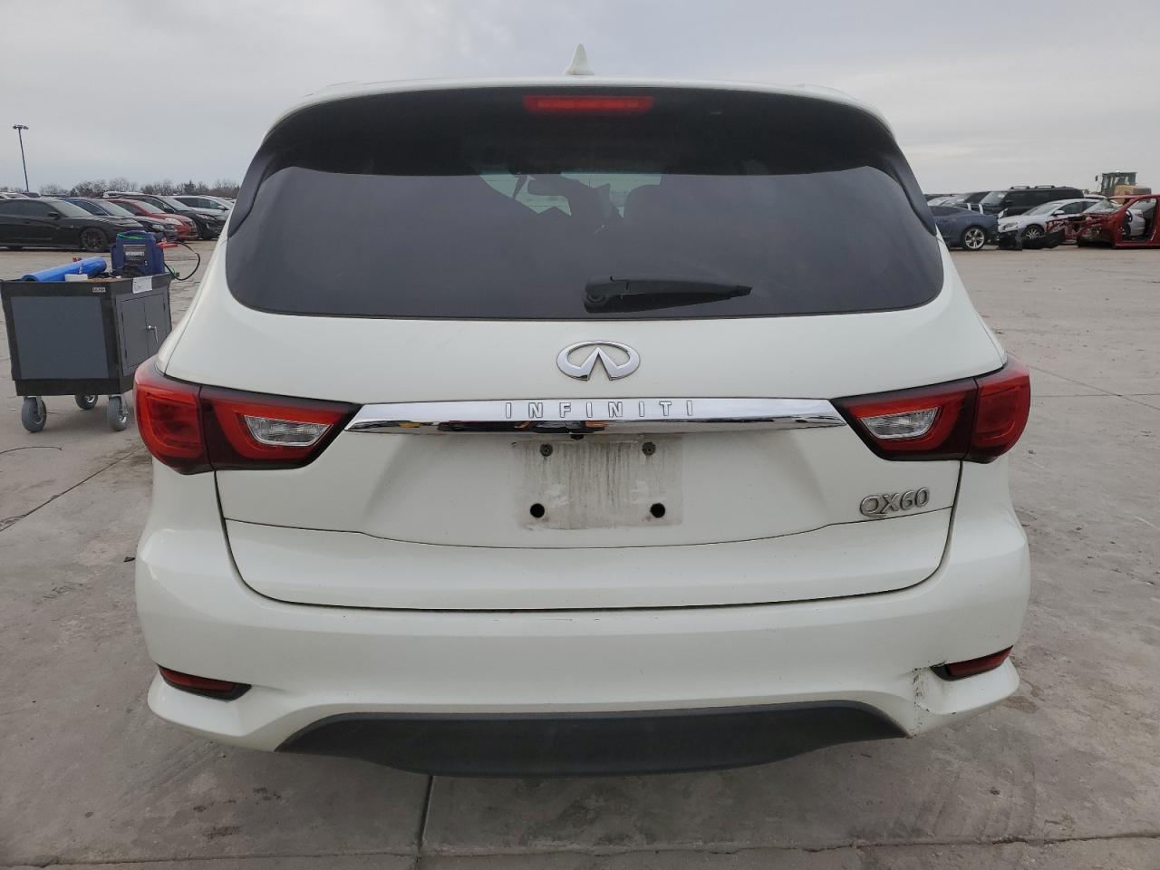 2016 INFINITI QX60 - Image 6