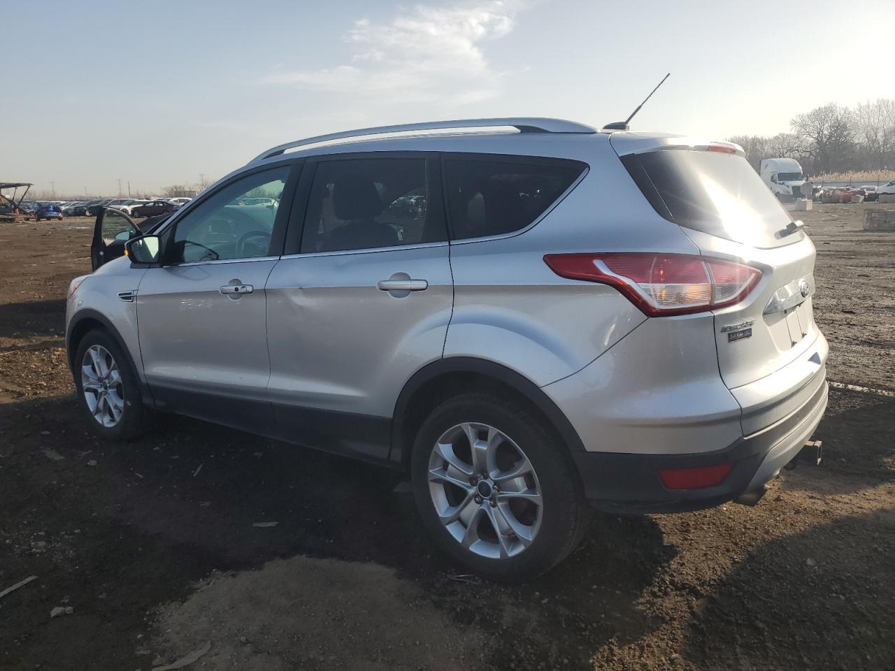 2015 FORD ESCAPE TIT - Image 2