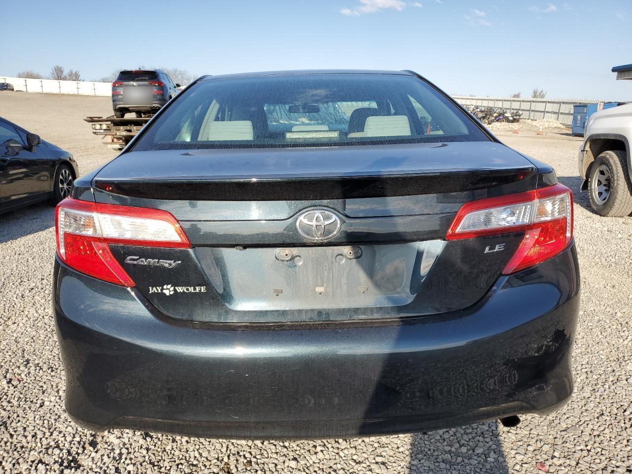 2014 TOYOTA CAMRY L - Image 6