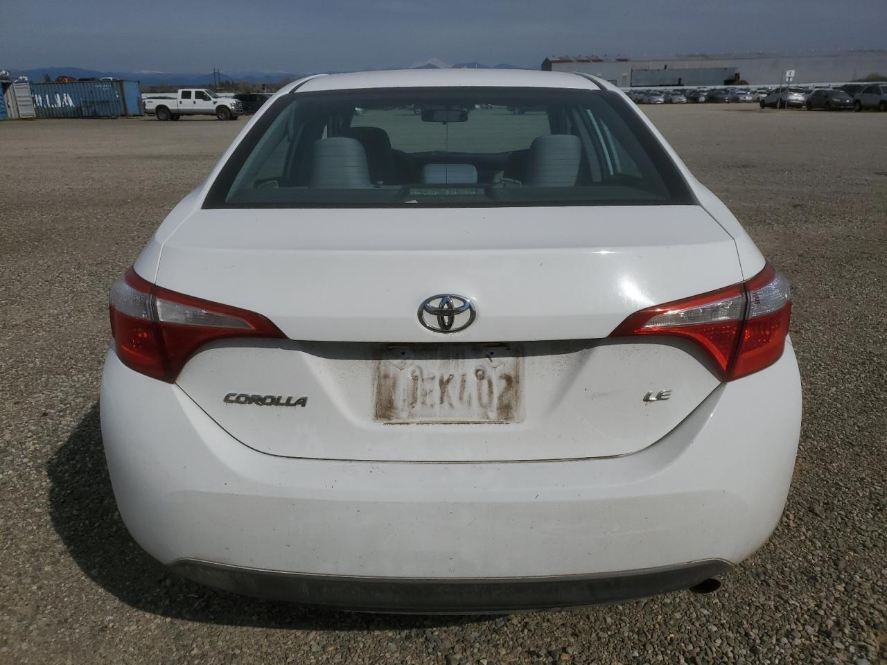 2015 TOYOTA COROLLA L - Image 6