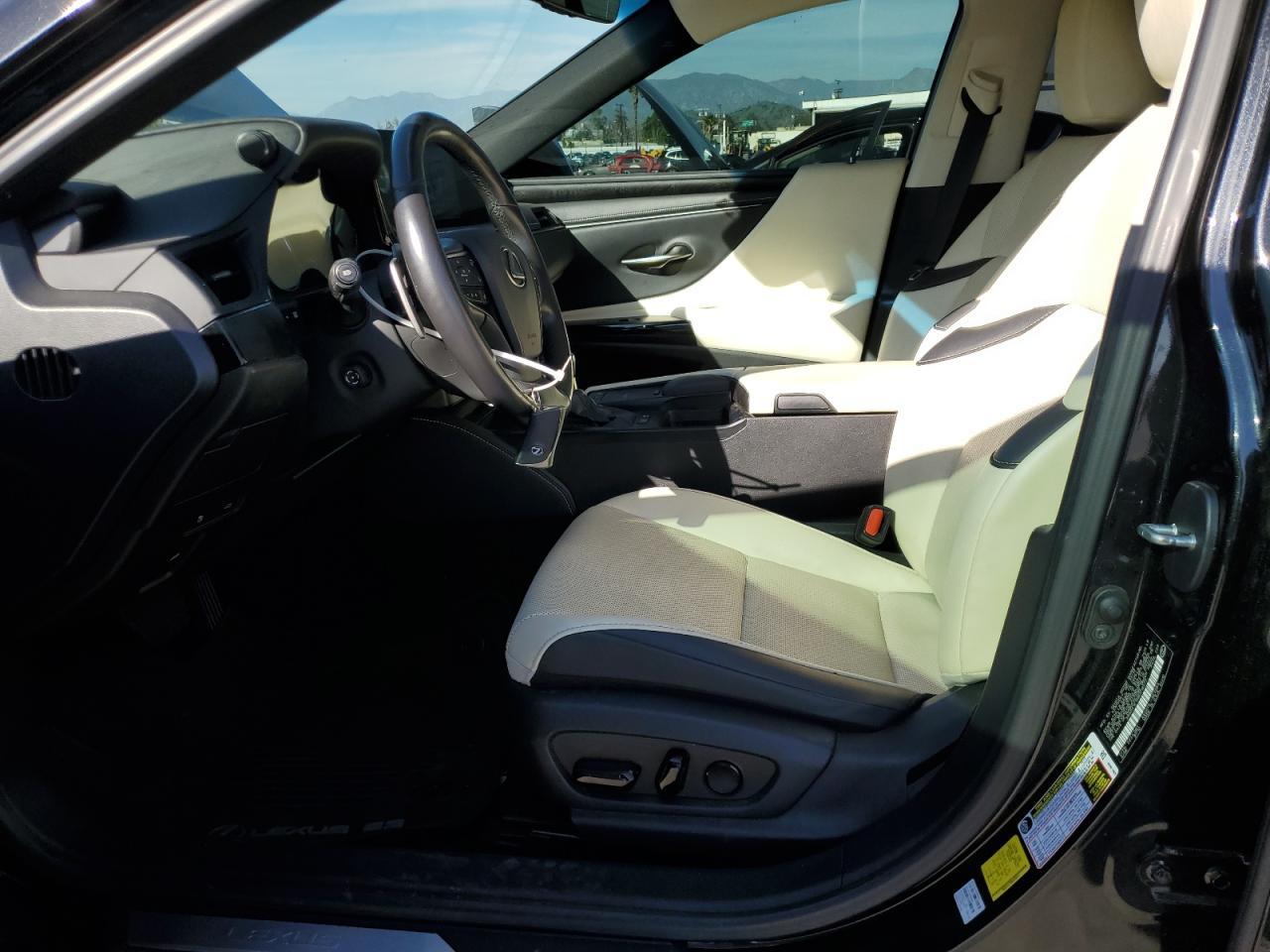 2022 LEXUS ES 300H BA - Фото 7