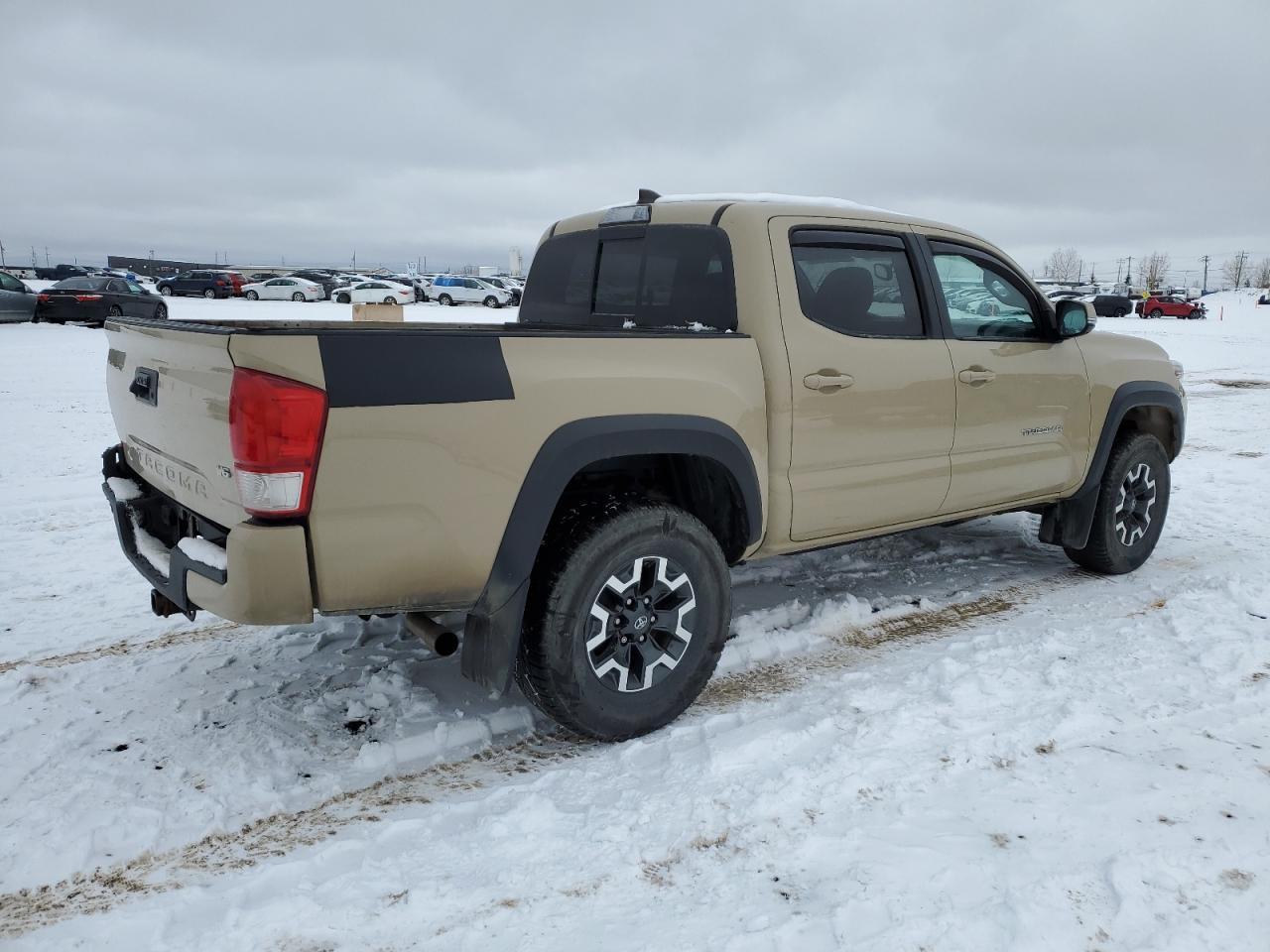 2017 TOYOTA TACOMA DOU - Фото 3