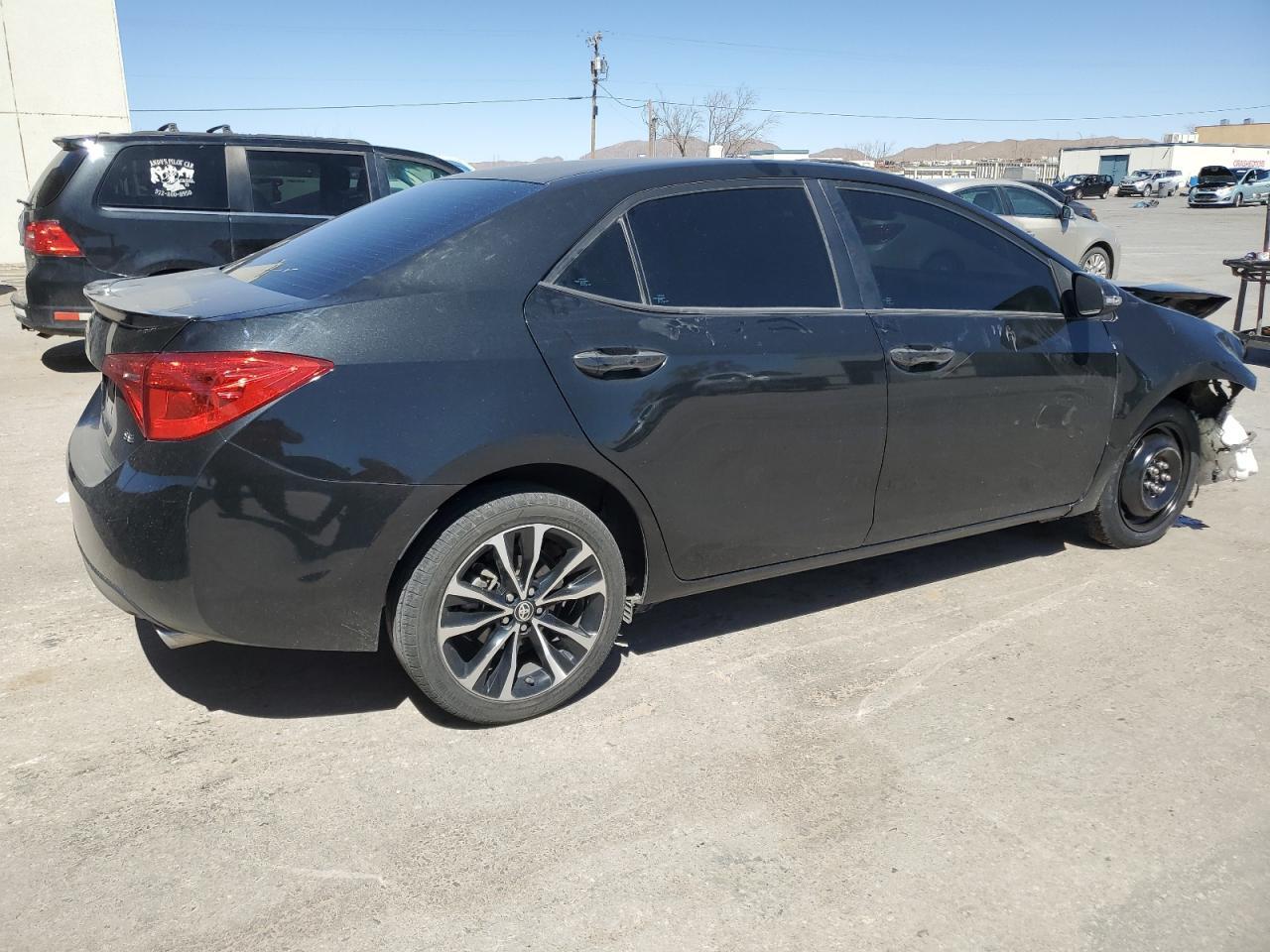 2019 TOYOTA COROLLA L - Фото 3