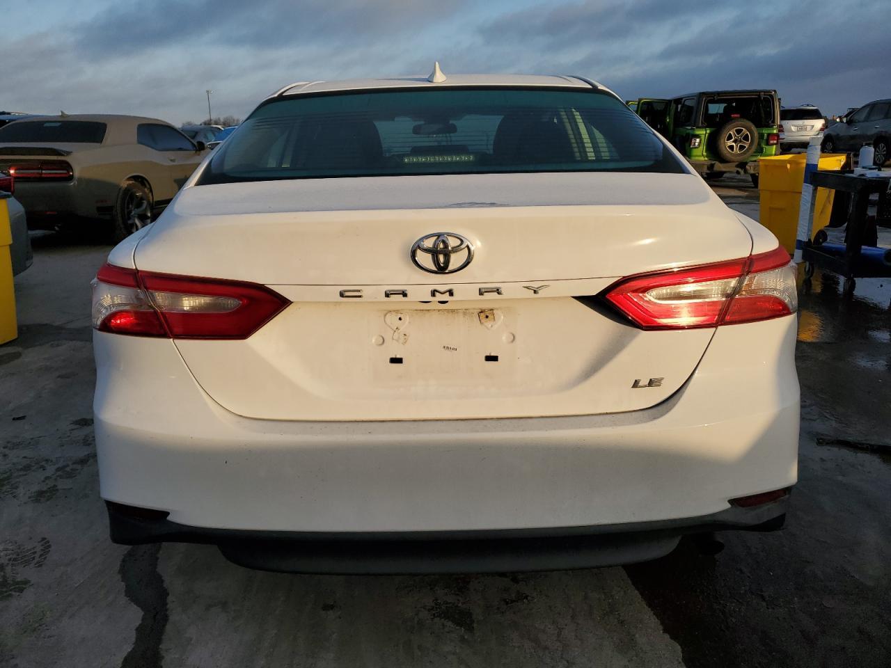 2019 TOYOTA CAMRY L - Image 6