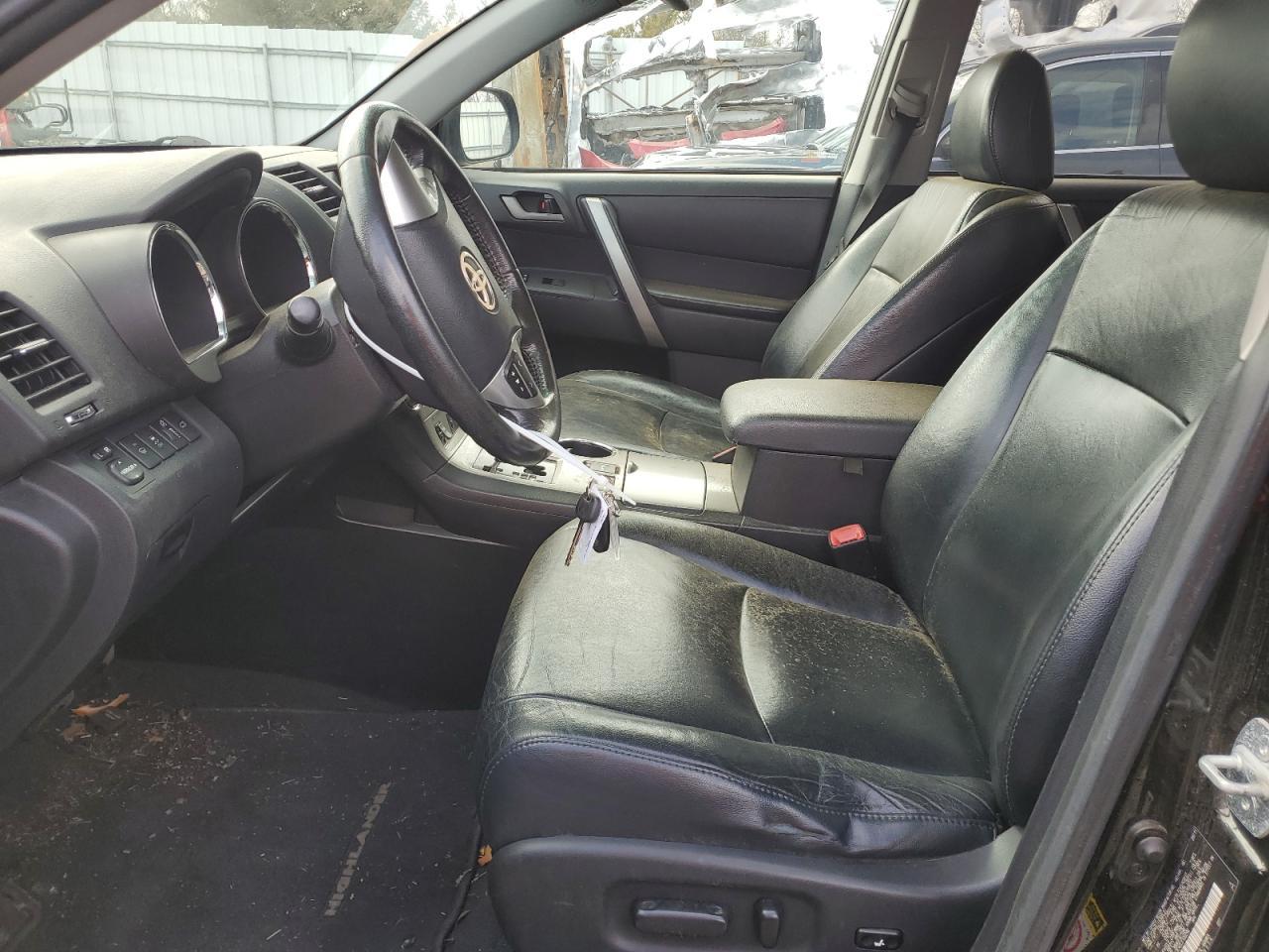 2012 TOYOTA HIGHLANDER - Image 7
