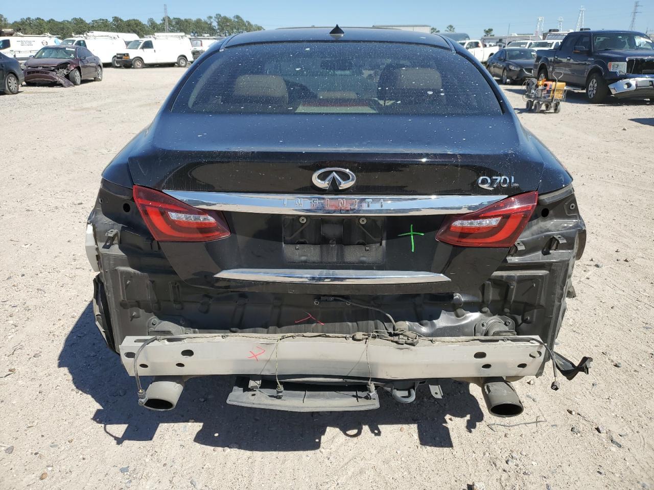 2015 INFINITI Q70L 3.7 - Image 6