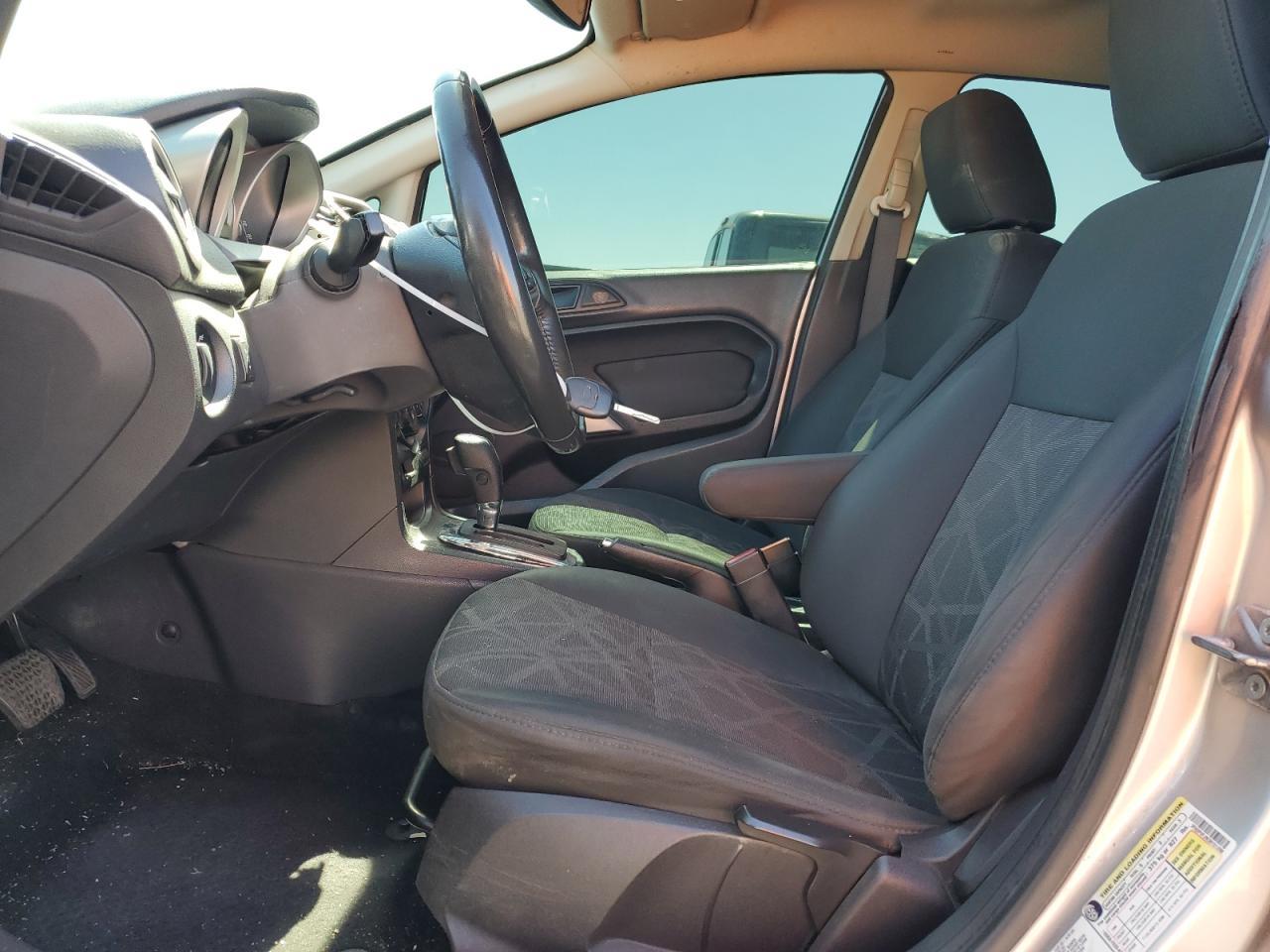 2012 FORD FIESTA SES - Image 7