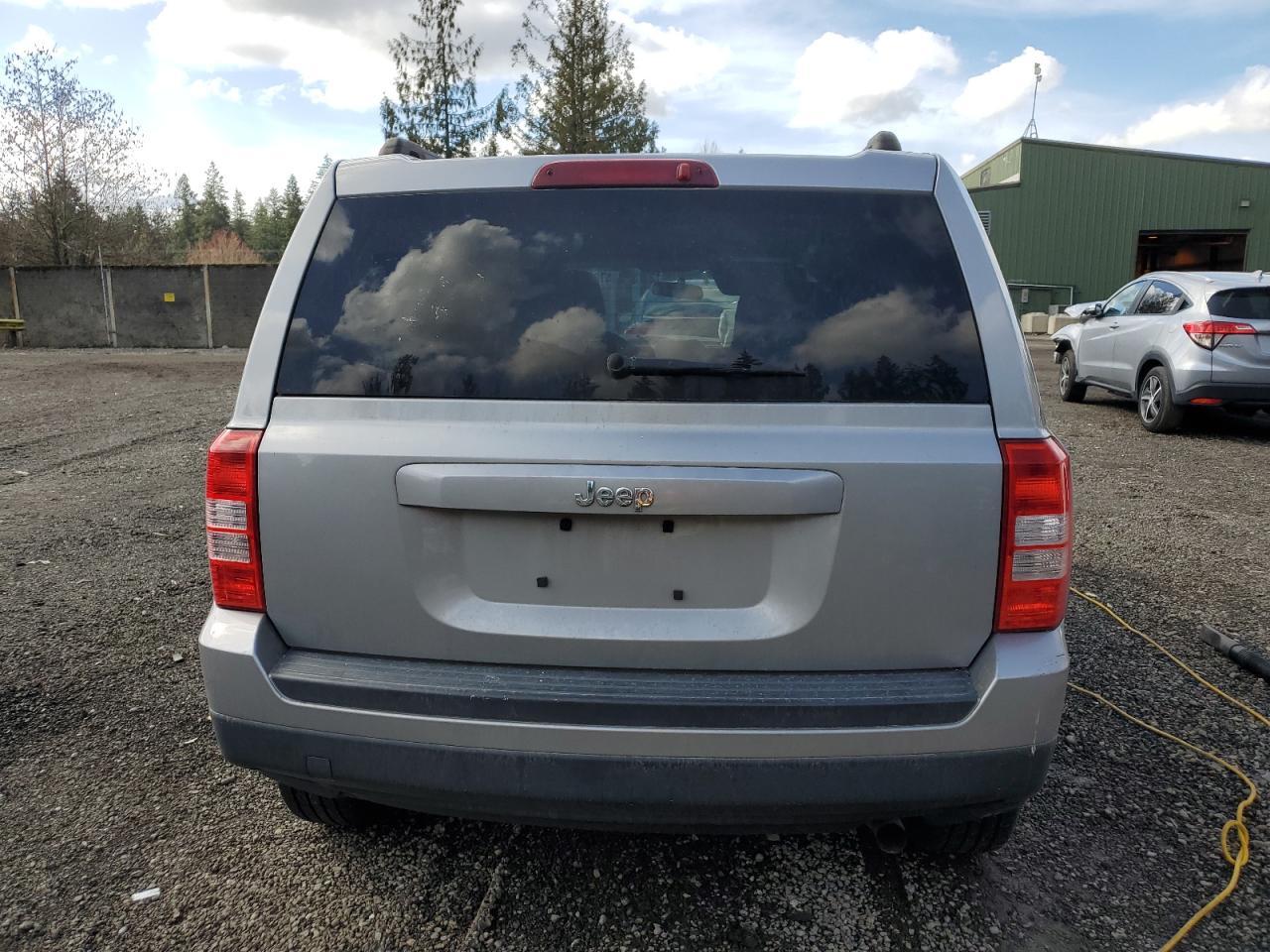 2014 JEEP PATRIOT SP - Image 6
