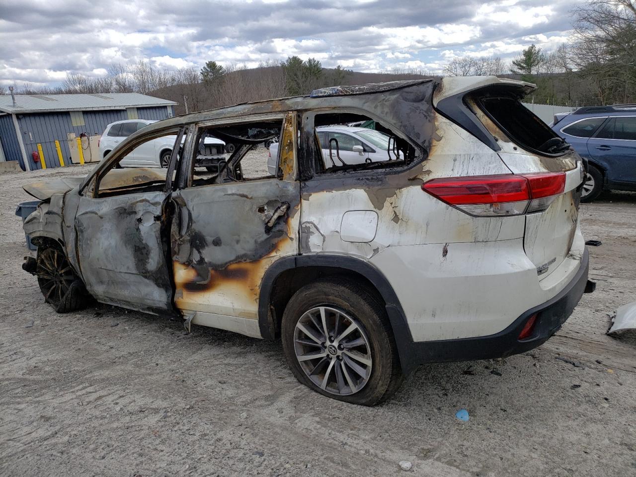 2018 TOYOTA HIGHLANDER - Image 2
