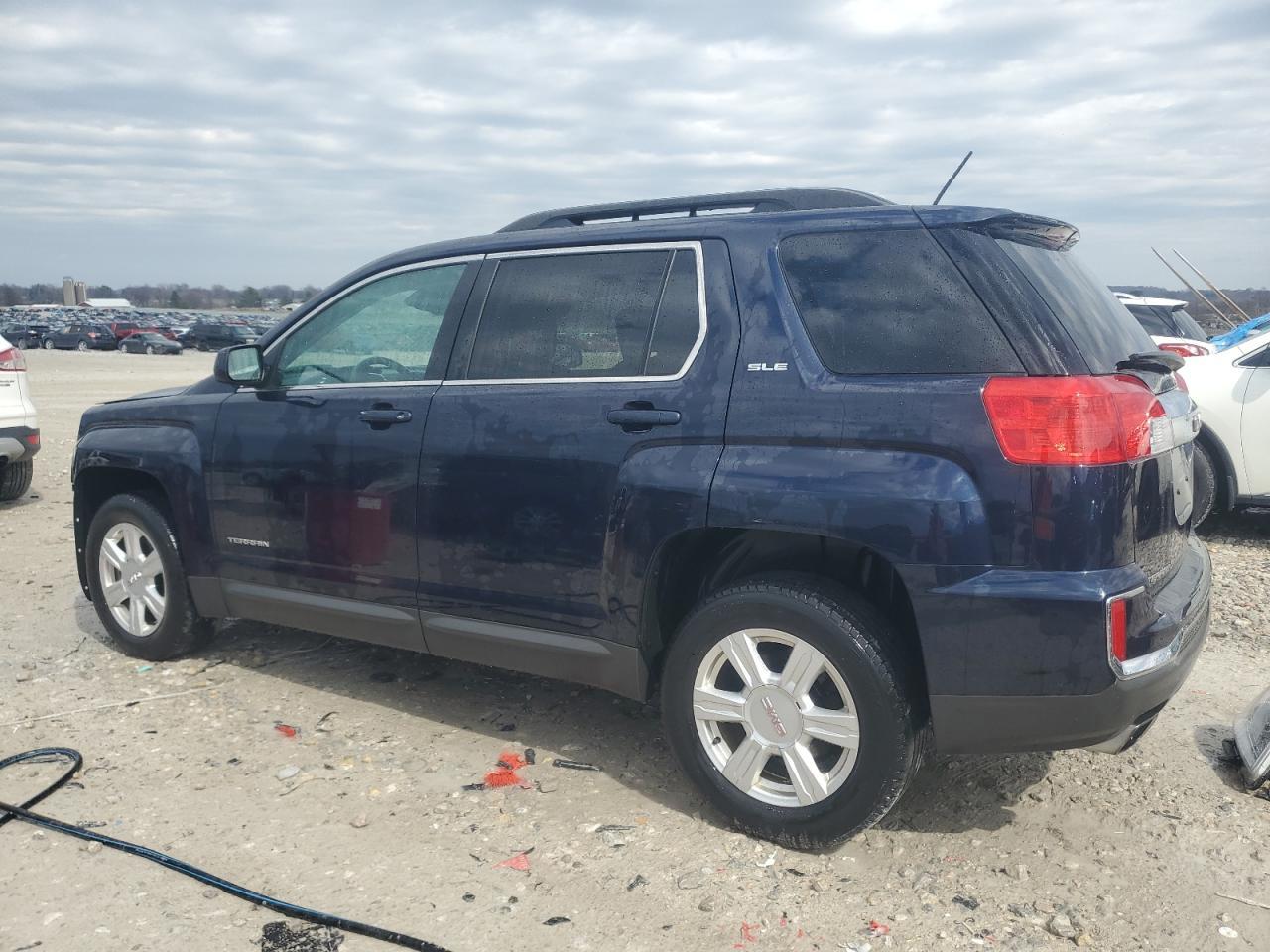 2016 GMC TERRAIN SL - Image 2
