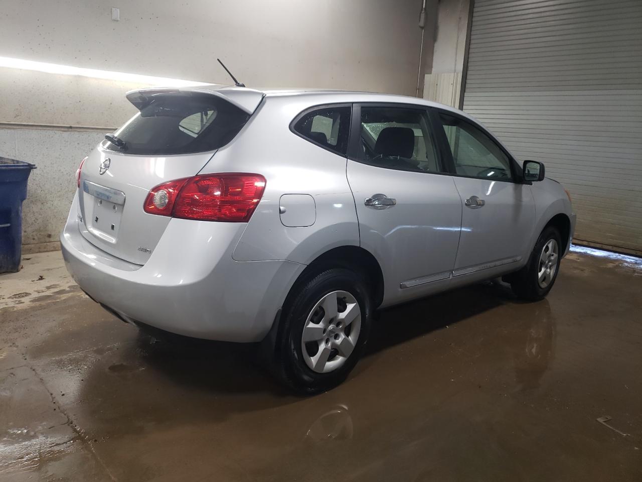 2013 NISSAN ROGUE S - Фото 3