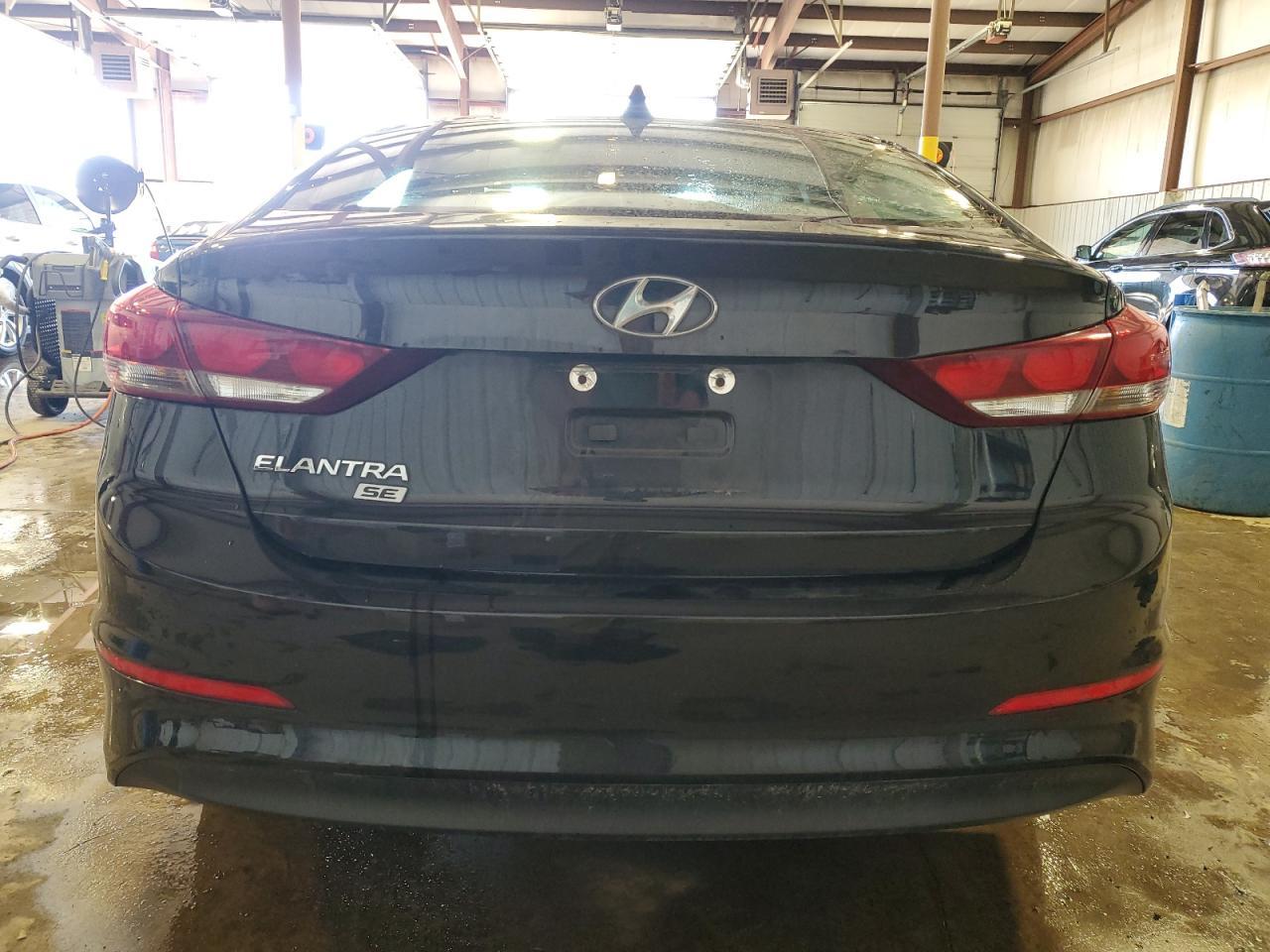 2017 HYUNDAI ELANTRA SE - Image 6