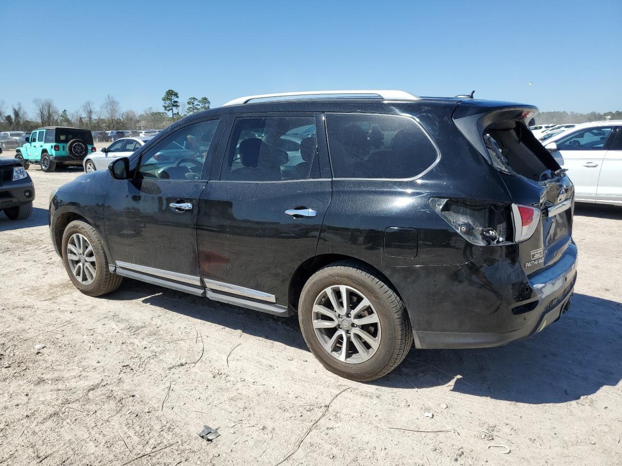 2013 NISSAN PATHFINDER - Фото 2
