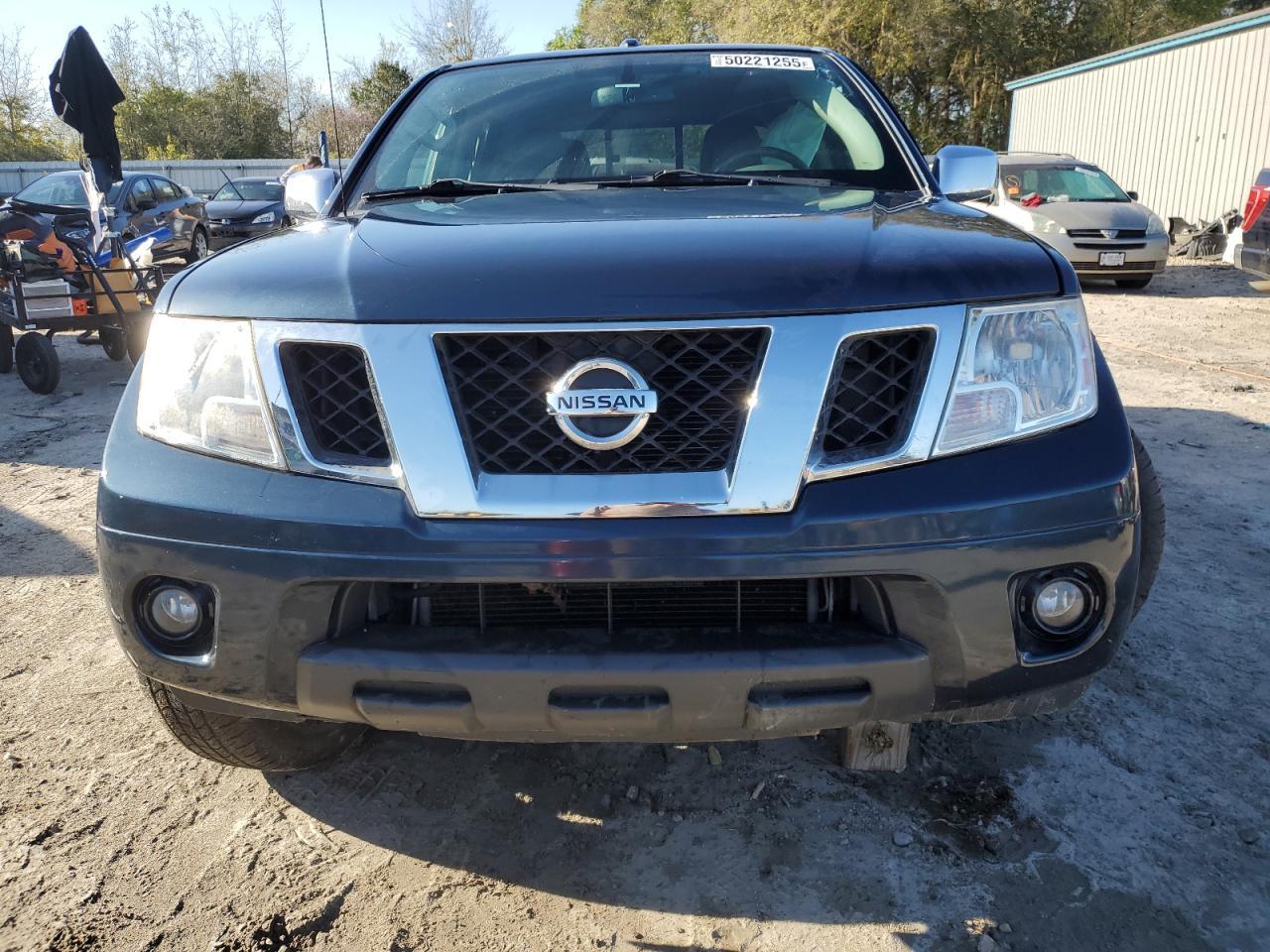 2017 NISSAN FRONTIER S - Image 2