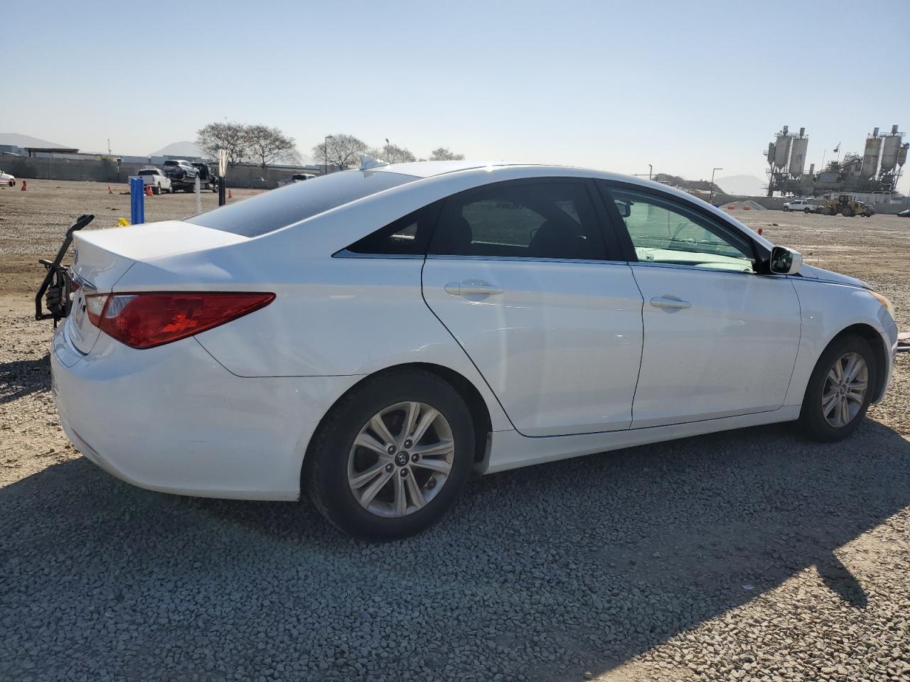 2013 HYUNDAI SONATA GLS - Image 3