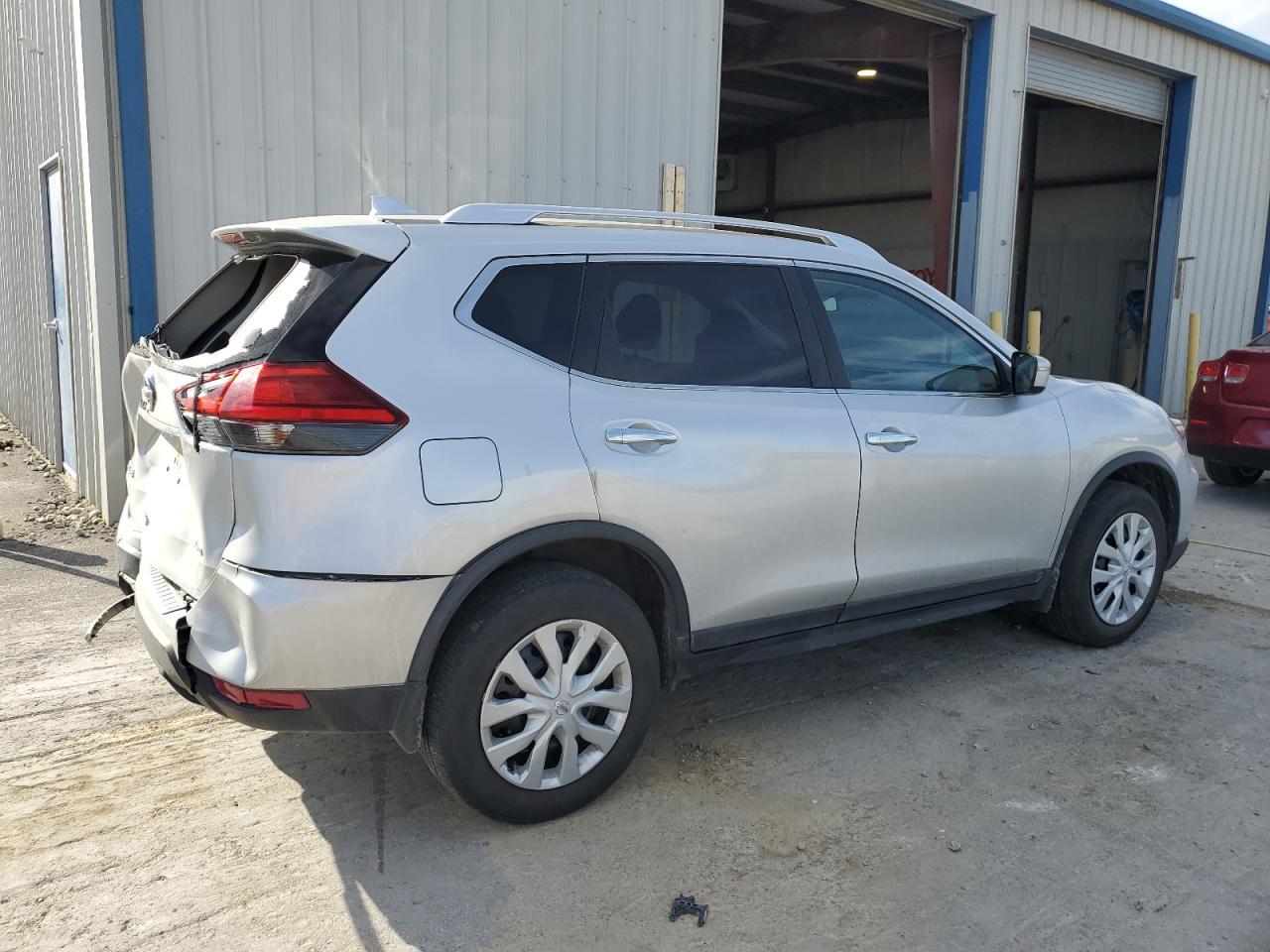 2017 NISSAN ROGUE S - Image 3